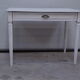 Bureau de style Louis XVI patiné