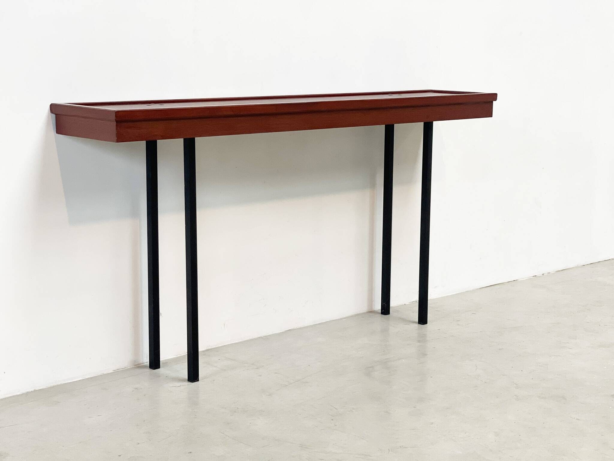 Elegant Italian wooden and metal console