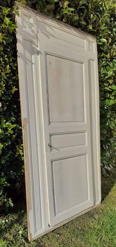 Cupboard door h201.5xl91.5cm with its 19th century molded frame