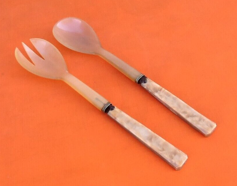 1930s Sauzedde salad and leg cutlery
