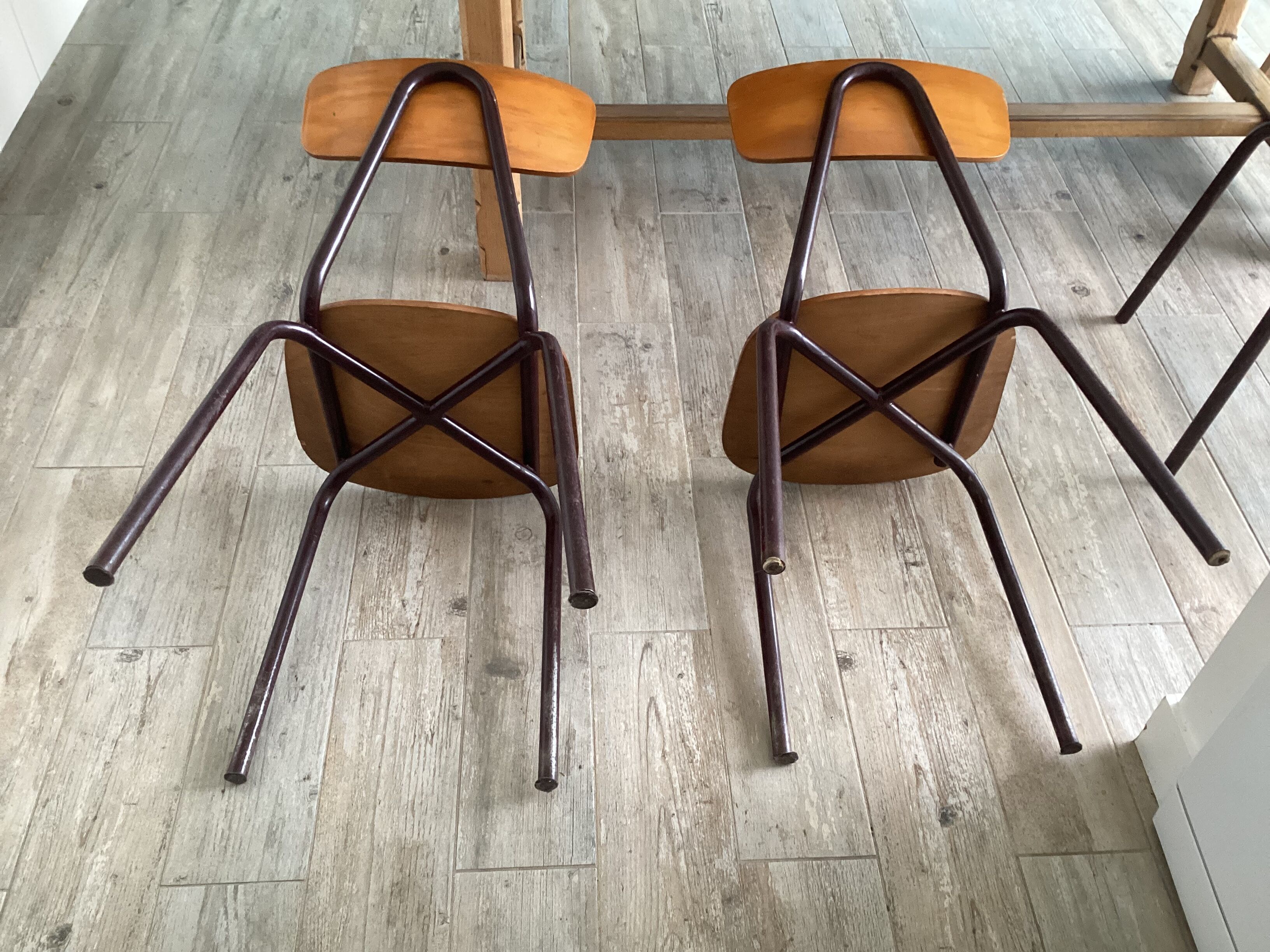 Set of 4 vintage school chairs
