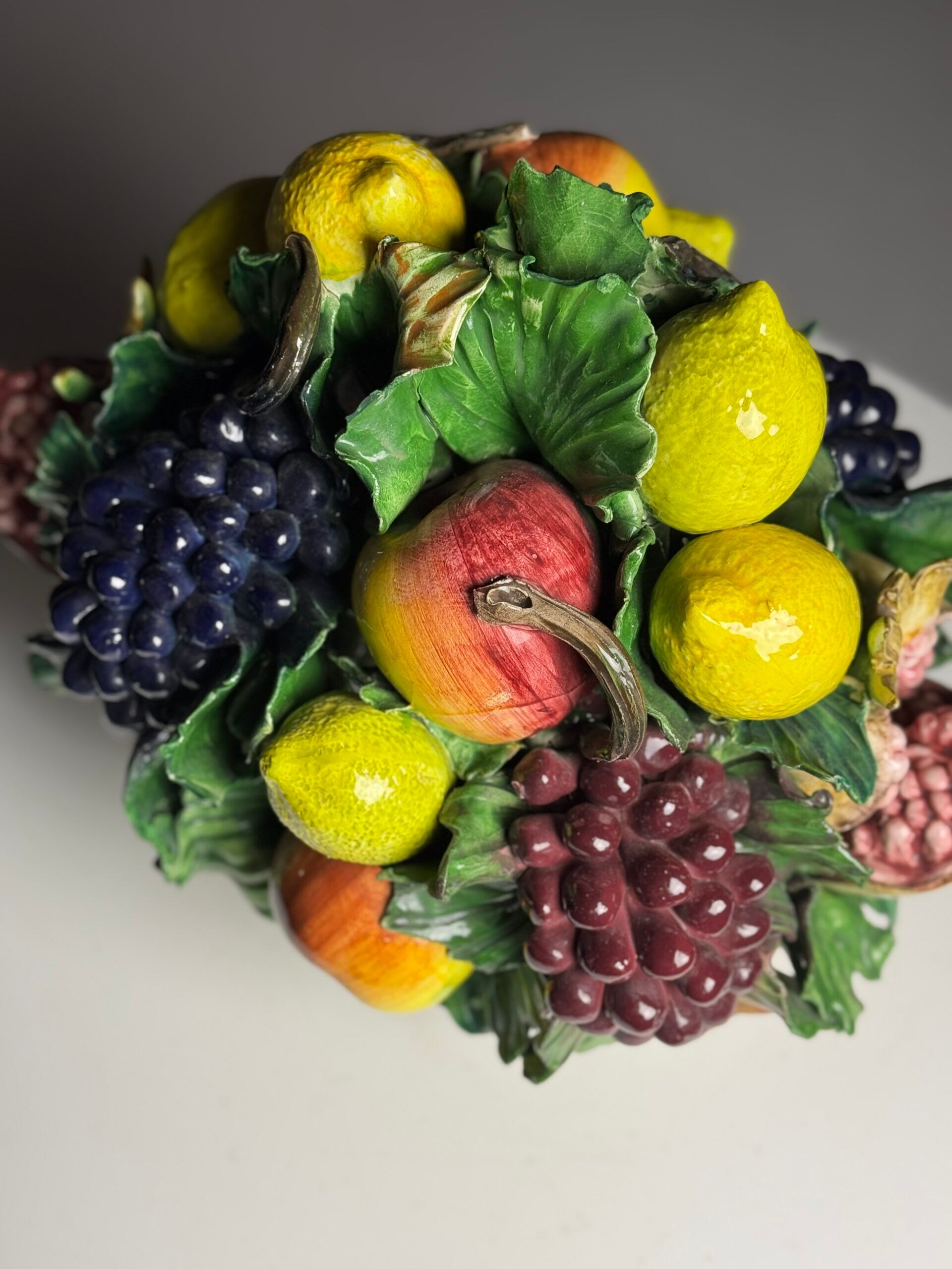 Majolica ceramic Italian fruit piece