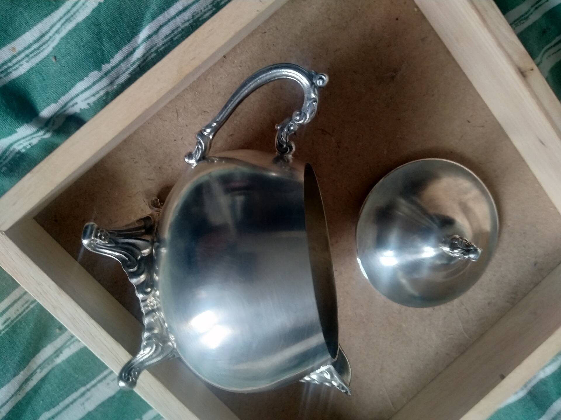 Sucrier métal argenté style art déco Orbrille