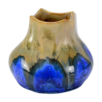 Vase signé Gilbert Métenier
