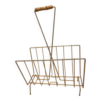 Vintage magazine rack in gold metal with bamboo handle / vintage ann