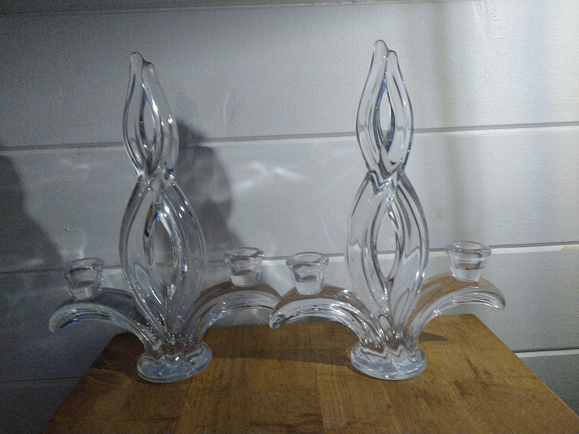 4 crystal lily candle holders from Vannes le Châtel.
