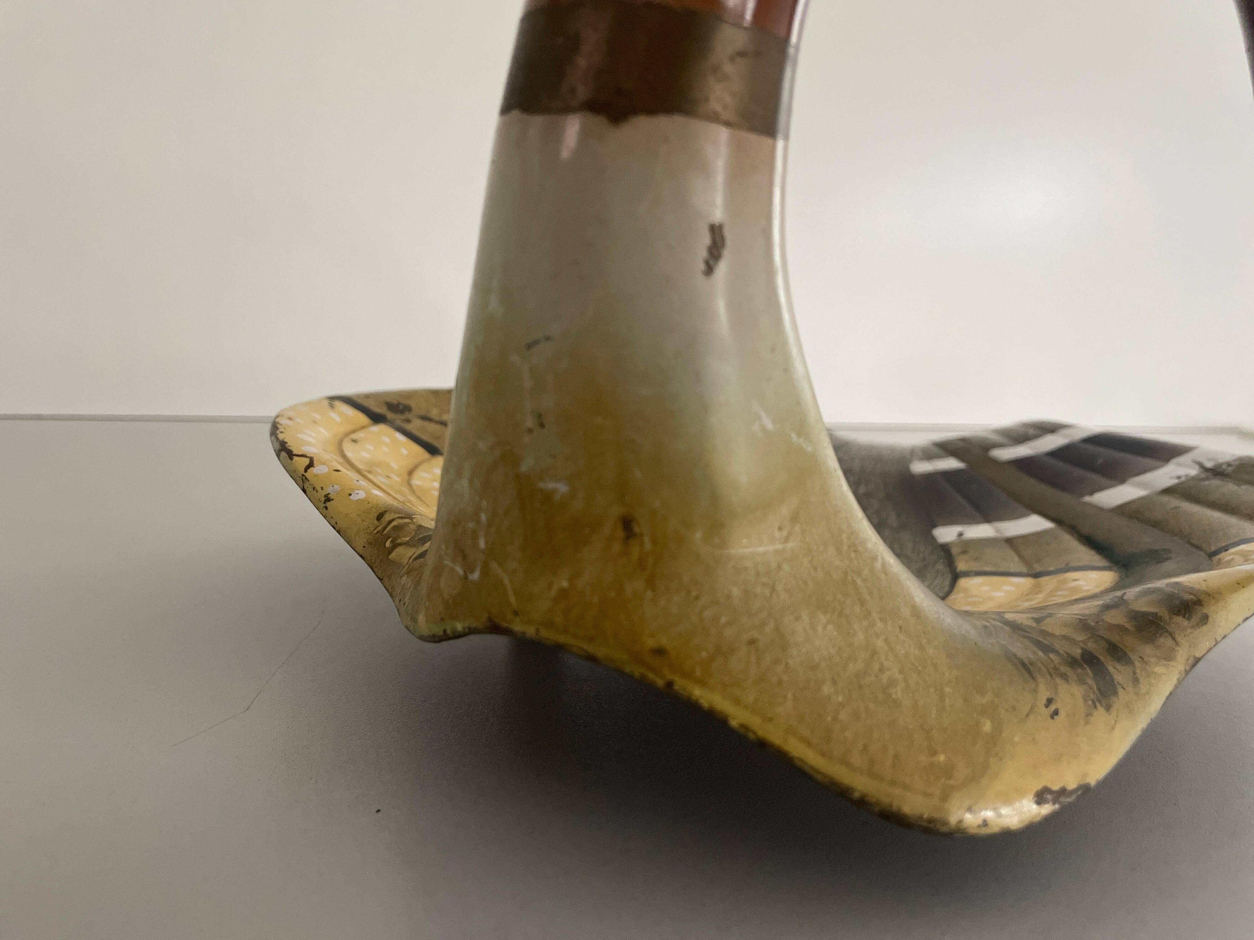 Adorable decorative centrepiece sculpture in the shape of a brass duck, 1970s, Germany.