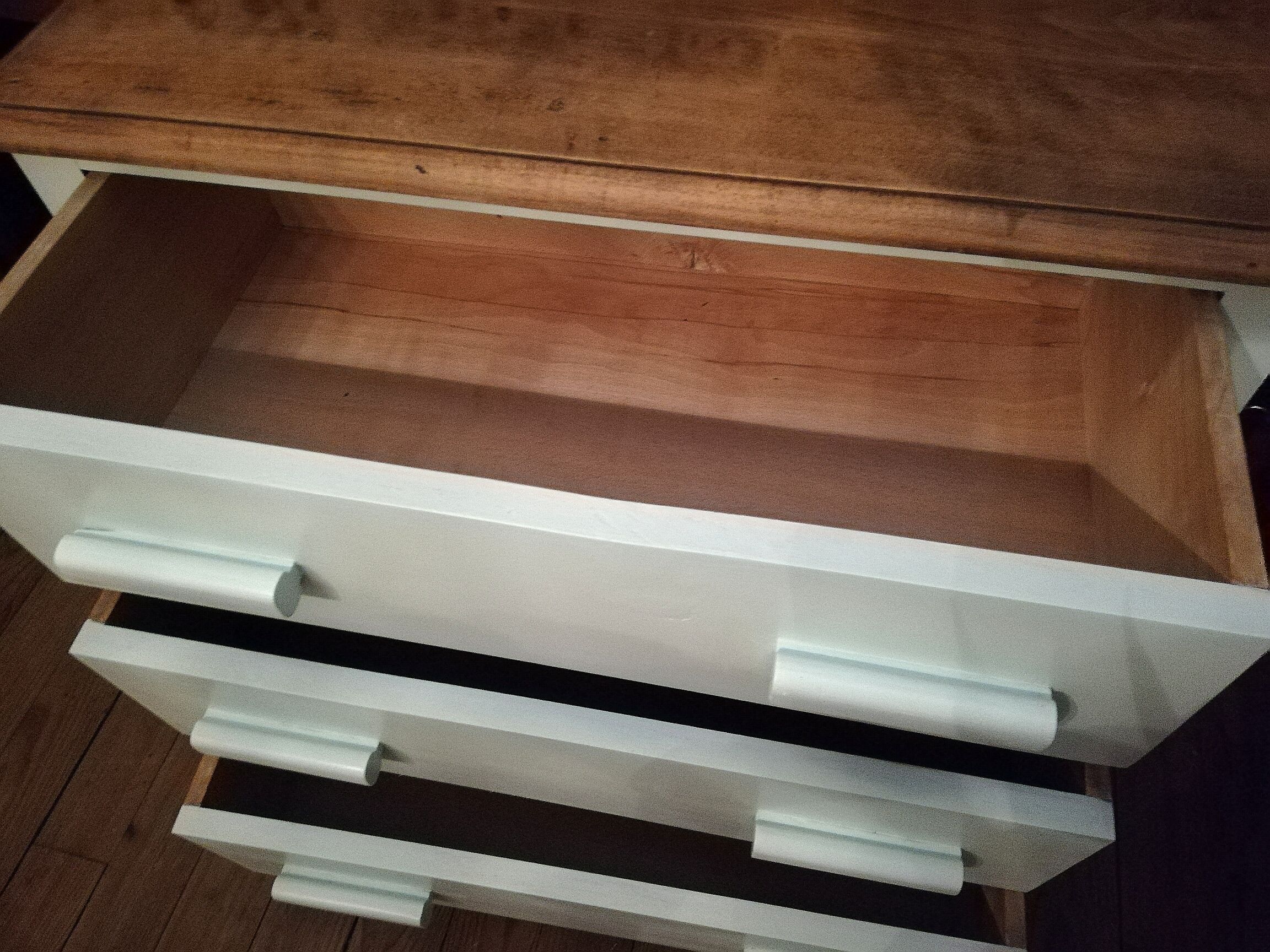 Beautiful art deco 1930 chest of drawers solid wood