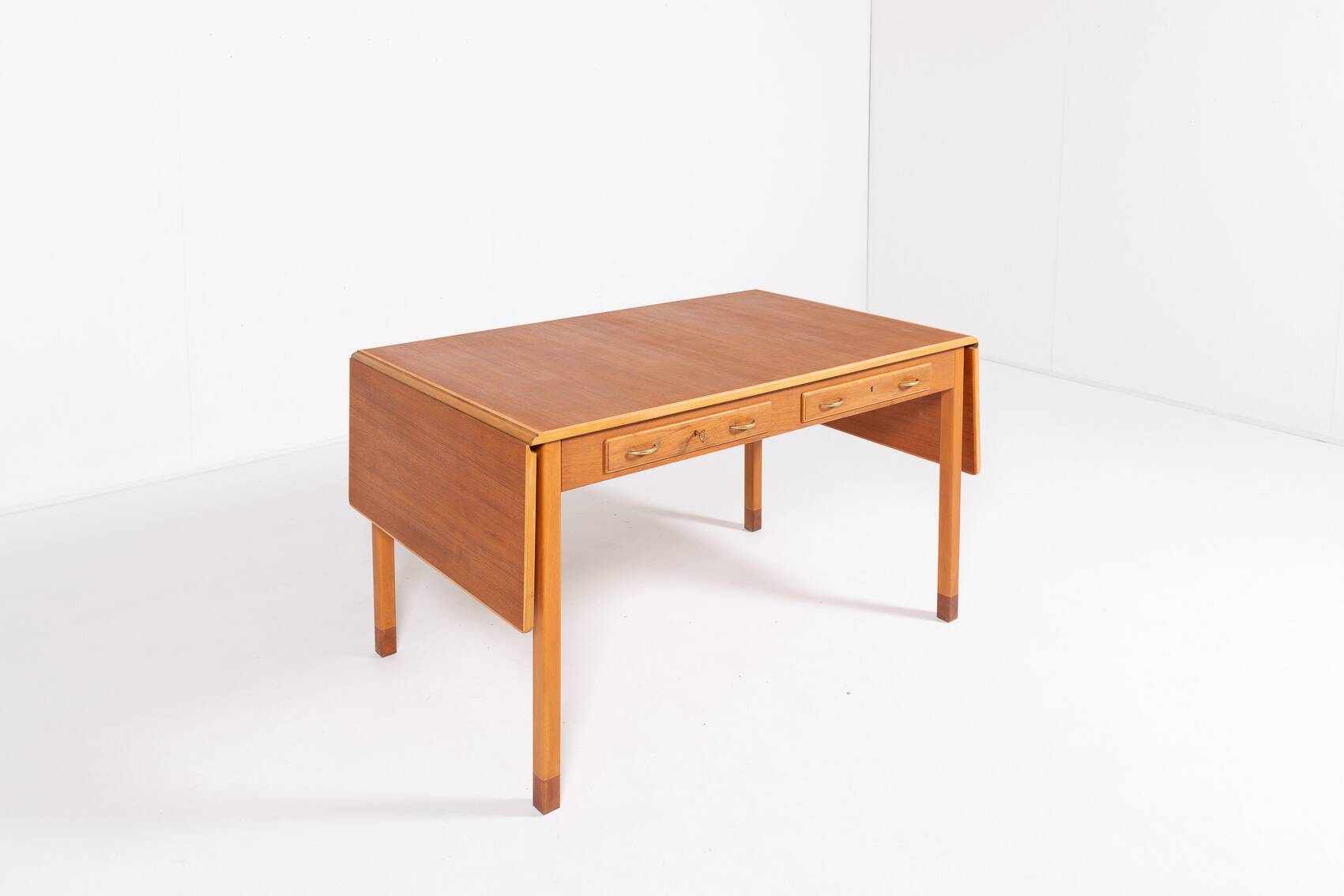 Mid-Century David Rosen extendable table from Nordiska Kompaniet, Sweden 1950's