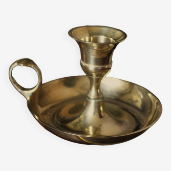 Round brass cellar rat candle holder