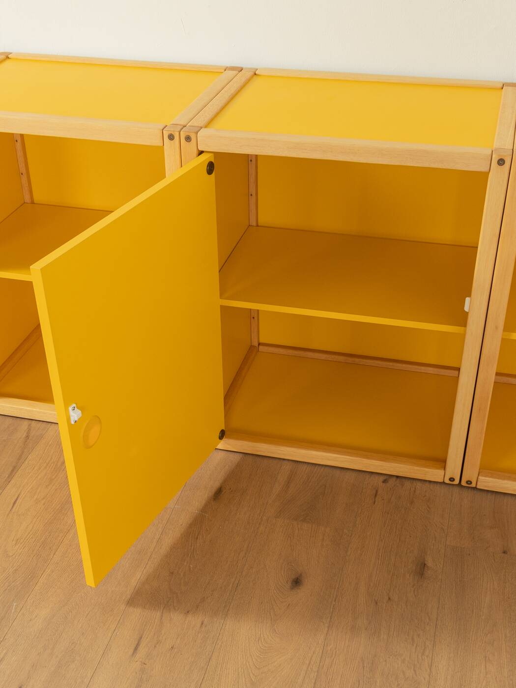 Flötotto chests of drawers