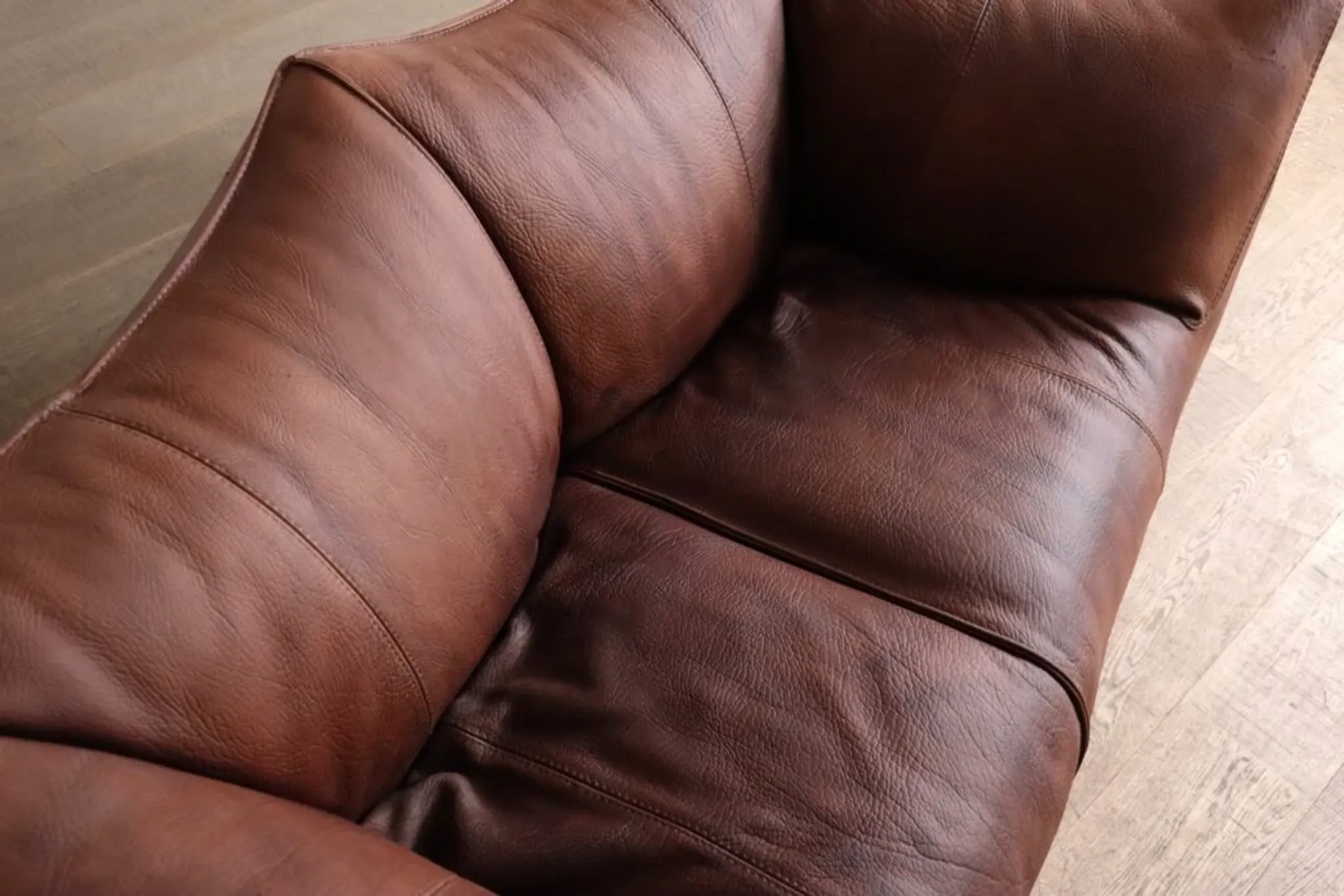 Le Bambole sofa in buffalo leather by Mario Bellini for B&B Italia, 1970s