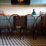 Set of 4 Windsor chairs