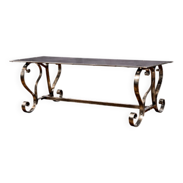 Table basse en métal riveté, style Jansen