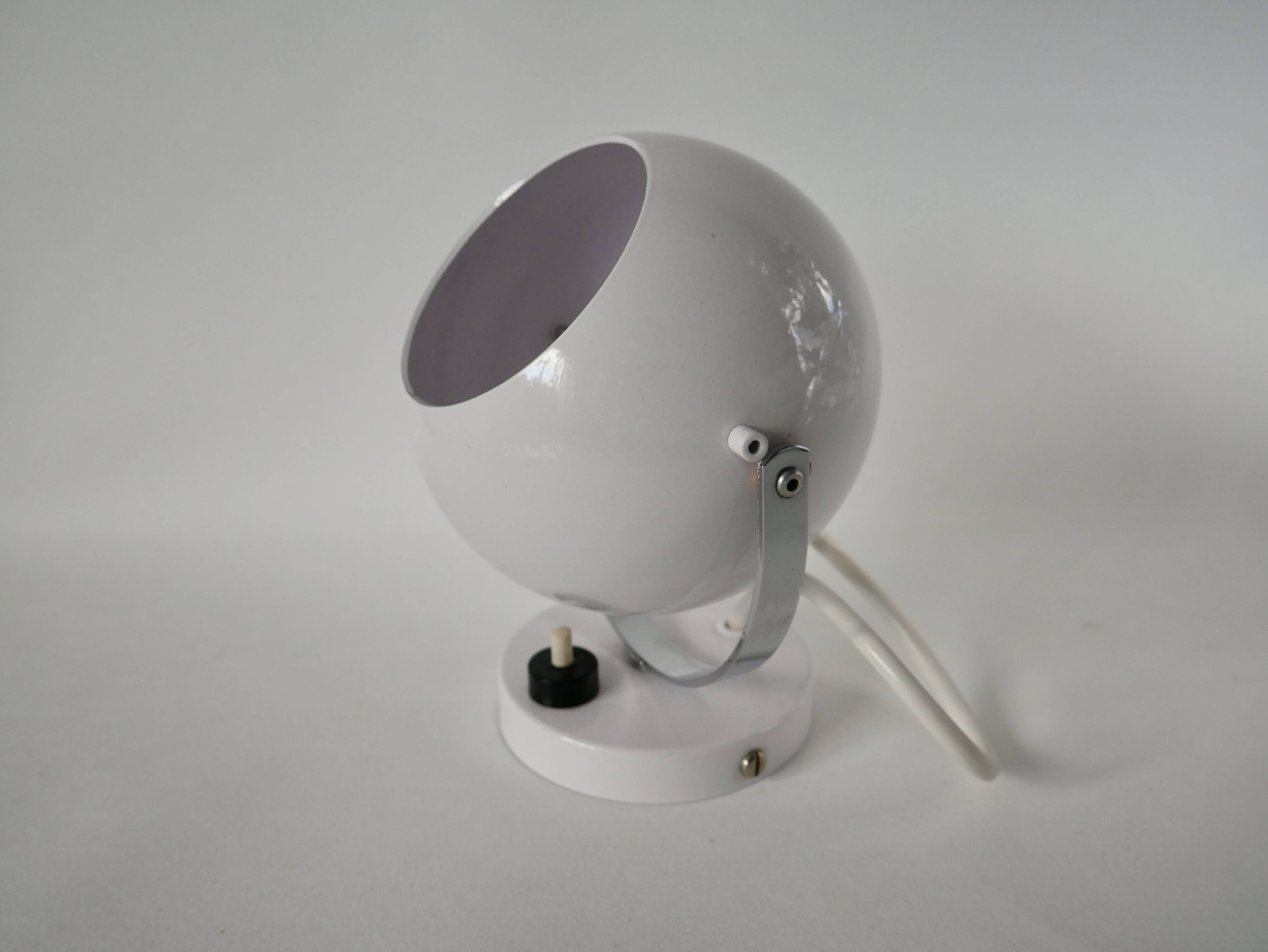 Eyeball space age white wall light from the 70s