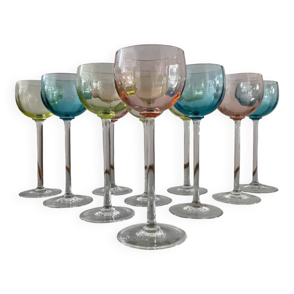 Série de 10 verres à pieds vintage