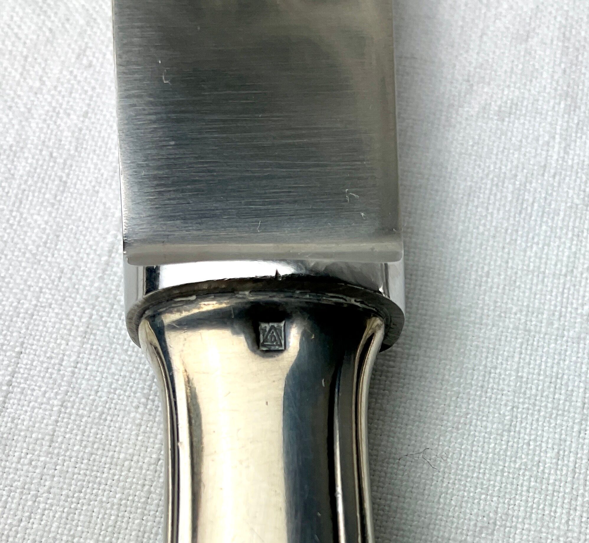 Paire de couteaux et cuillère de table argent Deetjen 100