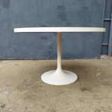 White round tulip table 120cm