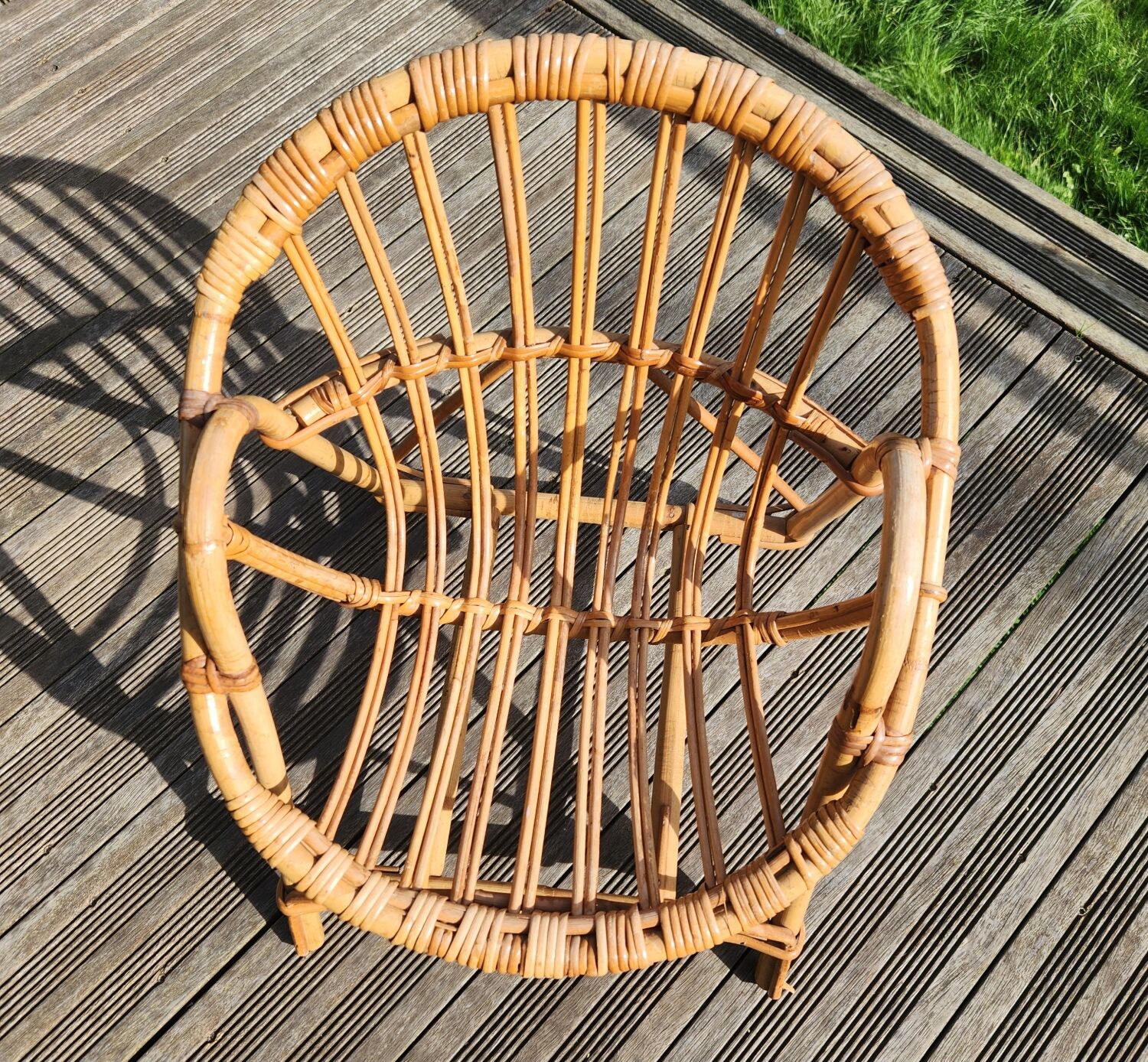 Child's wicker basket chair