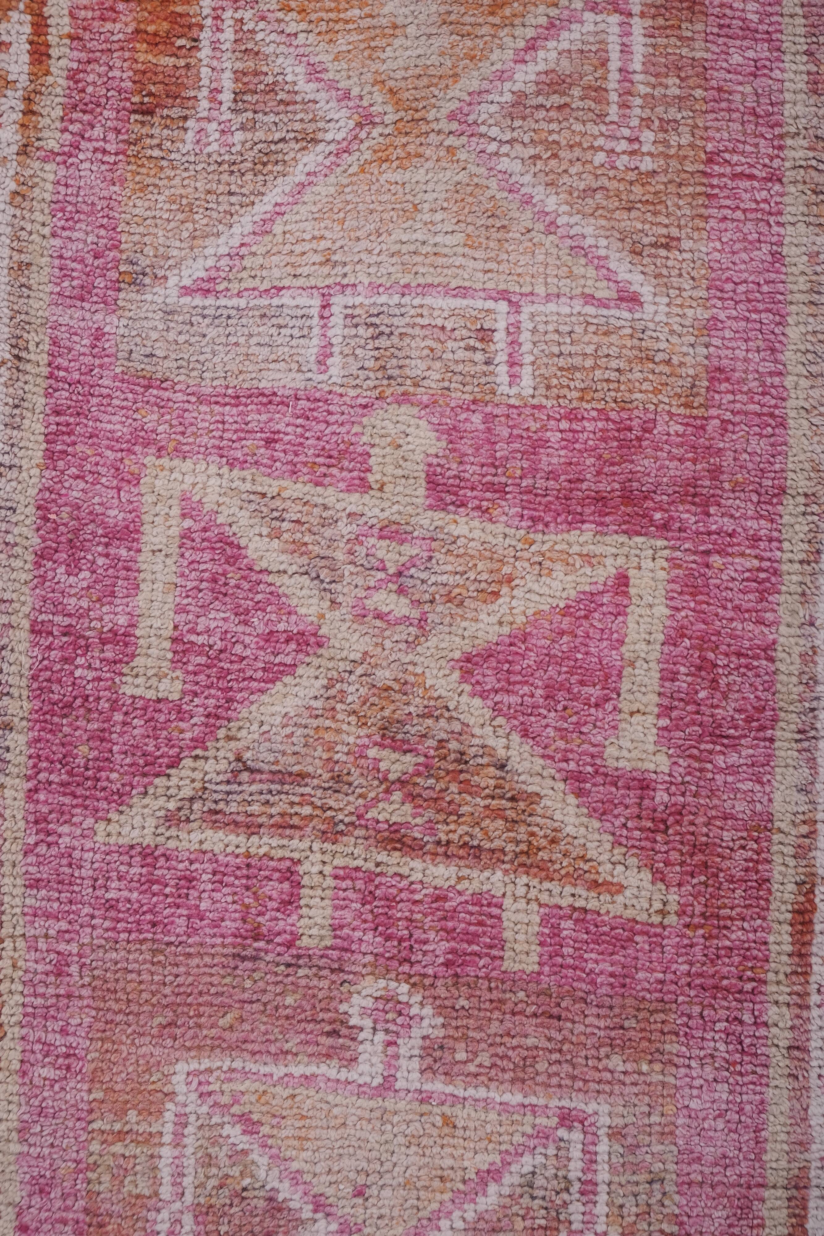 Vintage Turkish rug from Oushak, handwoven 85x266 cm