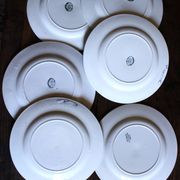 A set of 6 flat plates Terre de Fer Guirlandes Louis XVI Salins