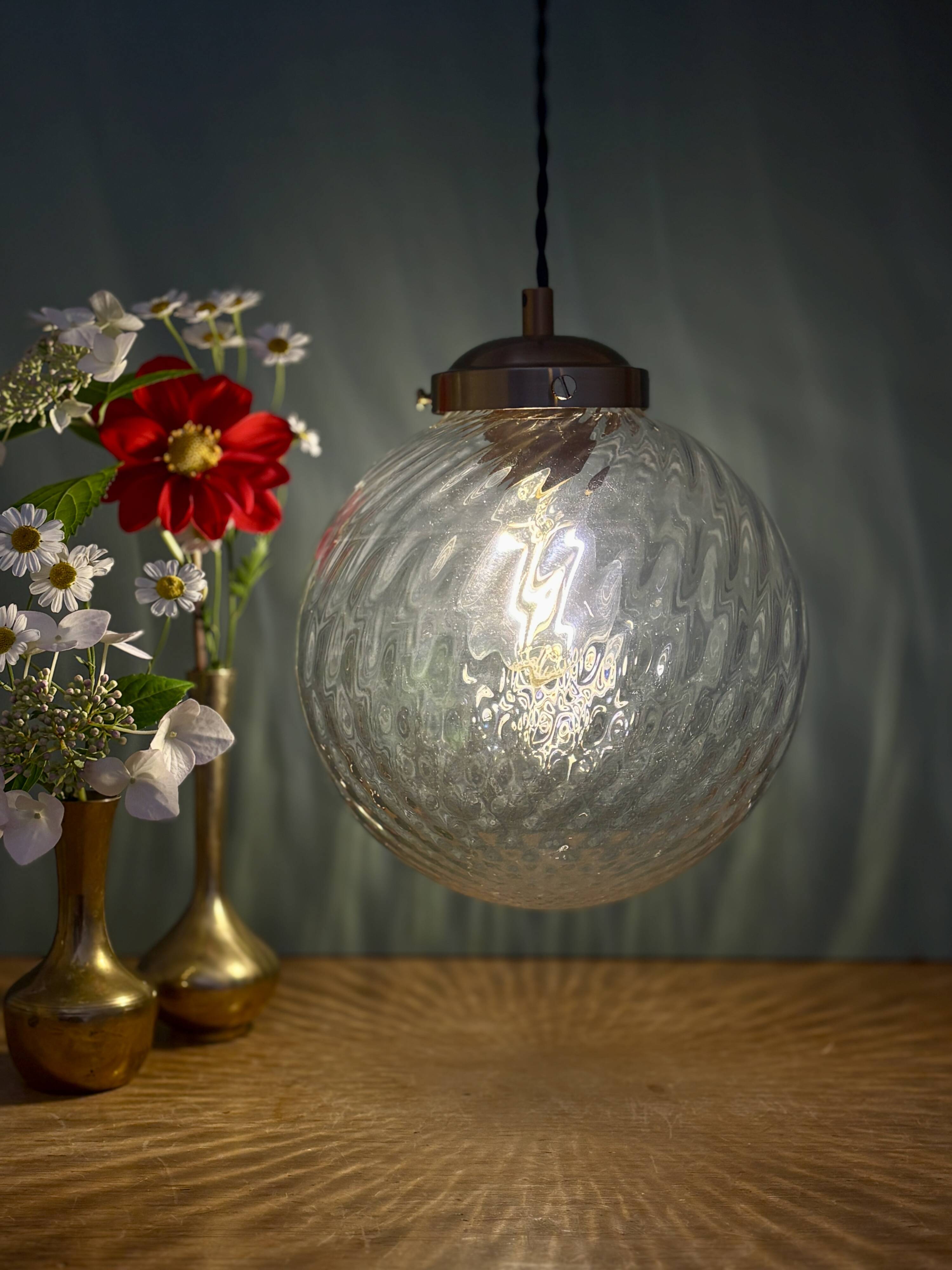 Vintage transparent glass suspension globe