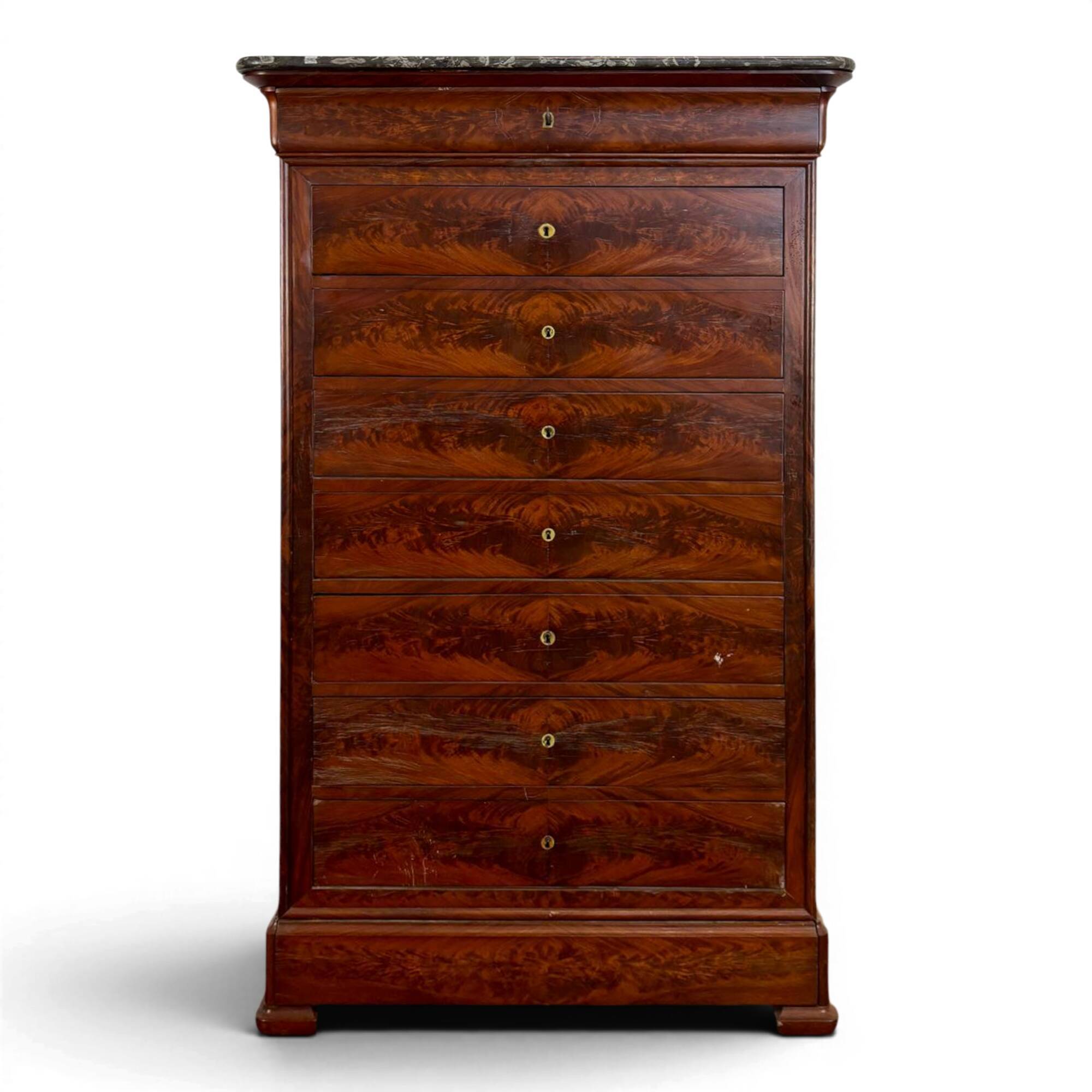 Chiffonier Louis Philippe en acajou flammé