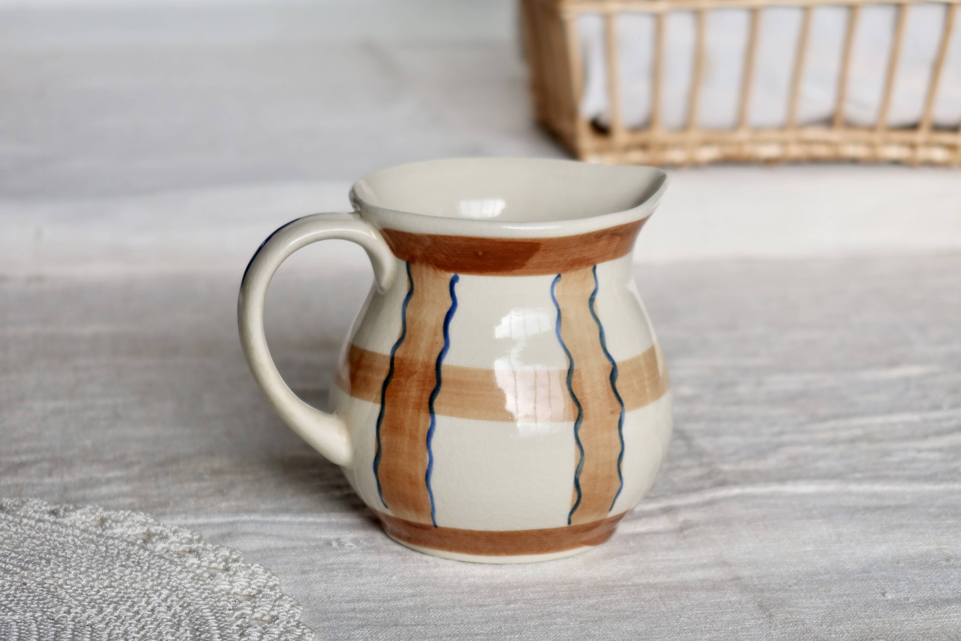 Vintage ceramic jug in glazed beige and brown, hand-painted – Decor