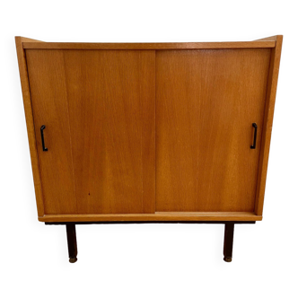 Small oak side piece of furniture from the 60s.