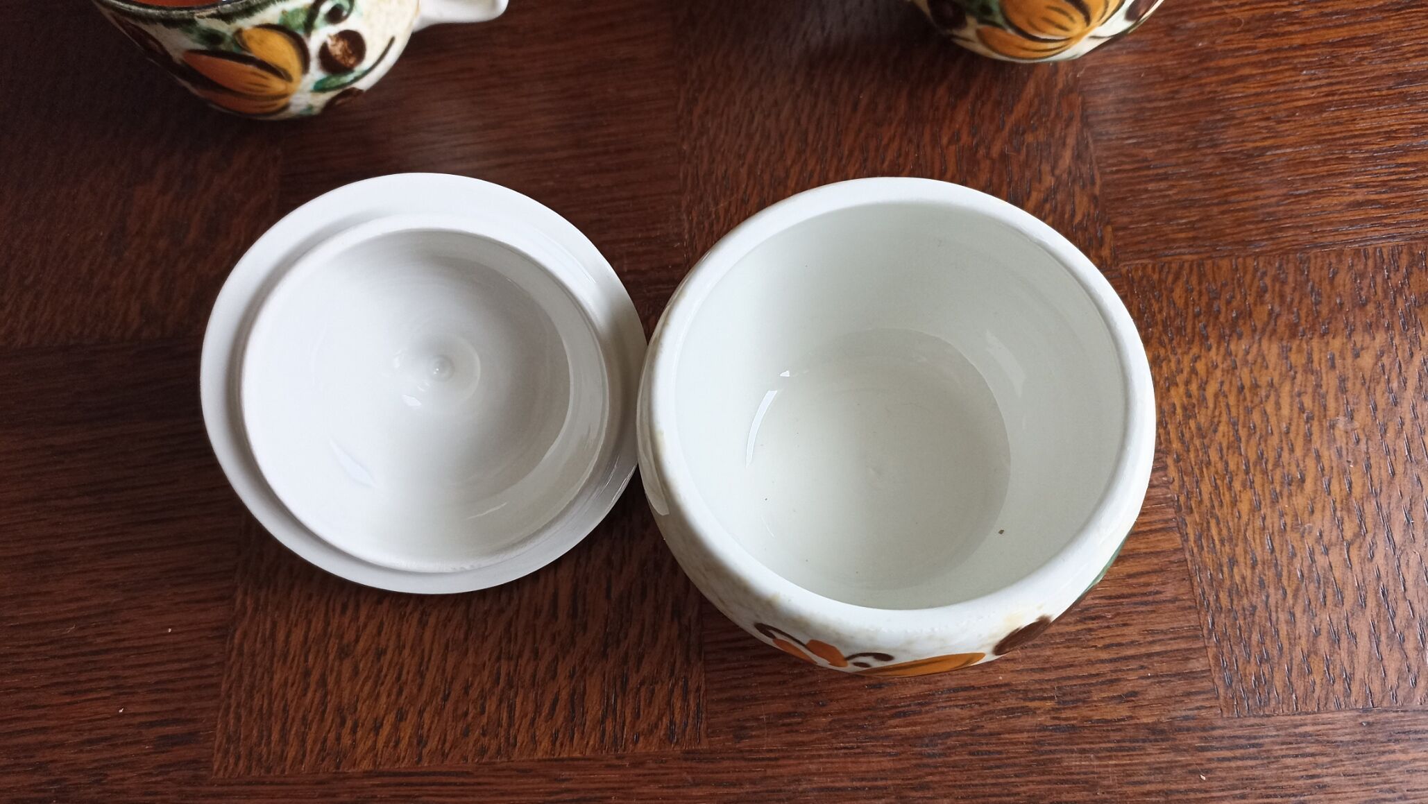 Part of coffee service Boch La Louvière - Corfu