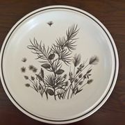 8 flat plates W.H. Grindley "Pinewood"