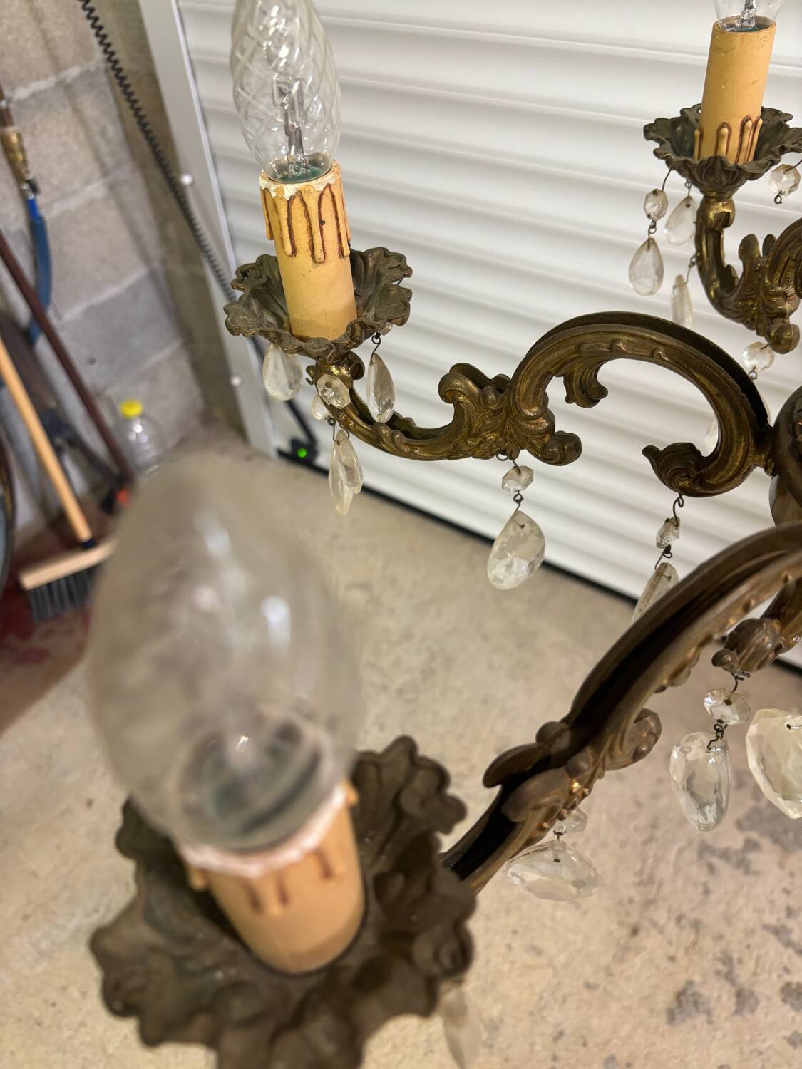 Bronze pendant chandelier