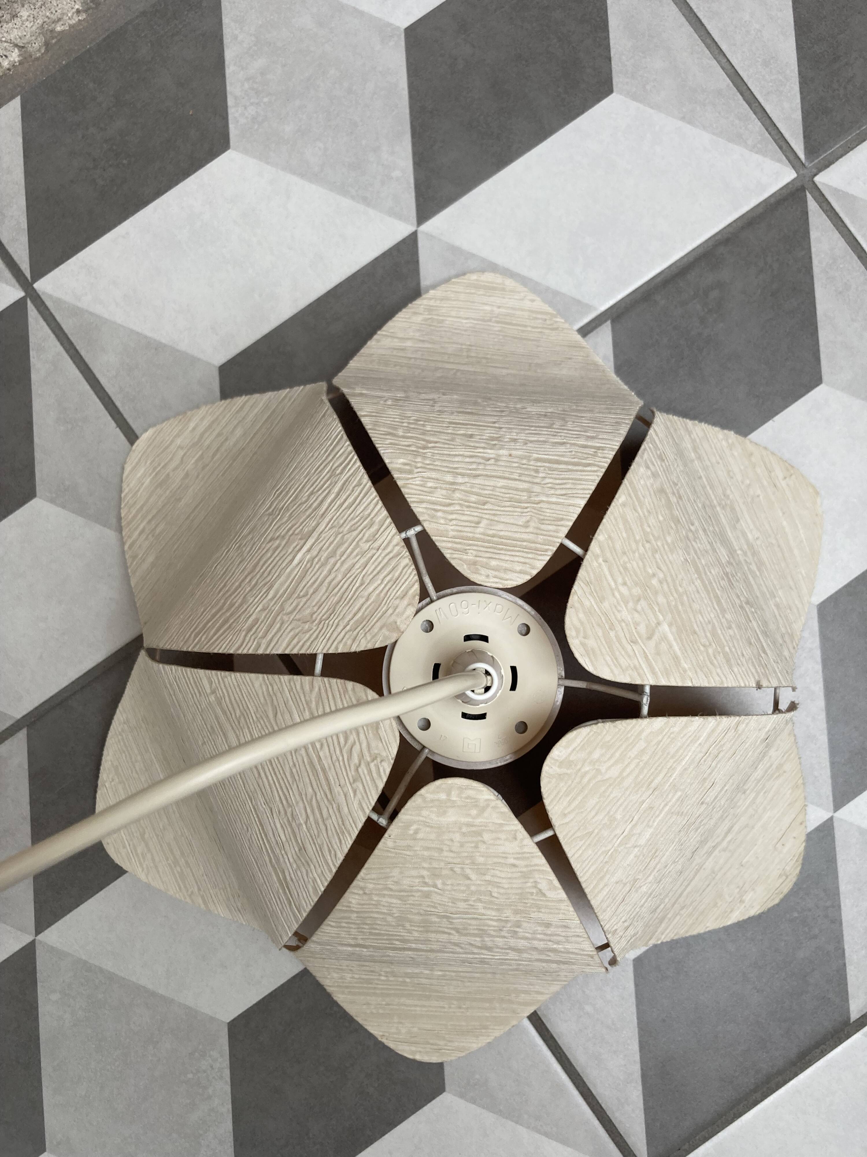 flower suspension 6 petals