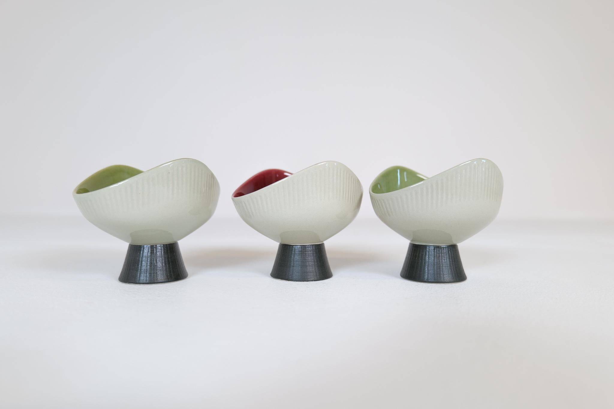 Mid-century modern set of 3 Bahia bowls by Carl-Harry Stålhane, Rörstrand, Sweden.
