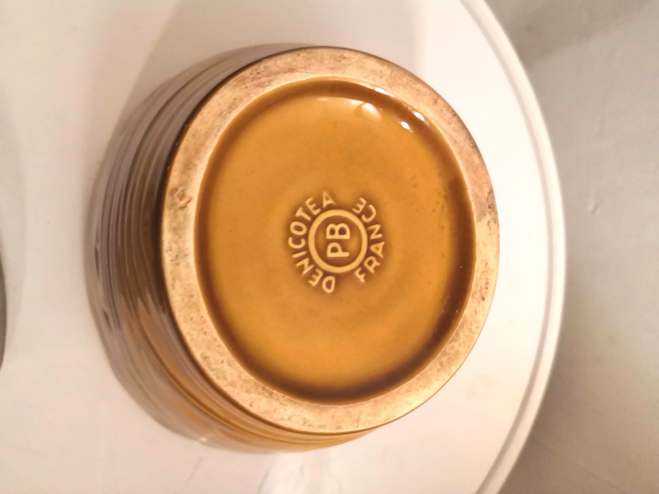 Pofrte pipe et tabatière en céramique design Nicotea années 60