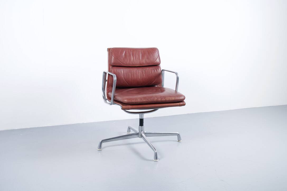 EAMES ARMCHAIR HERMAN MILLER ICF SOFT PAD EA 208 1970s