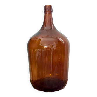 Give me amber Jeanne.