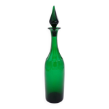 Green glass carafe from the 19th century - England, circa 1870.