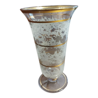 Art Deco vase in white and gilded granite glass