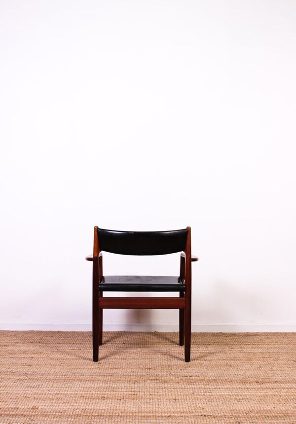 Chaise en palissandre par Kurt Østervig pour KP Møbler