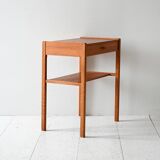 Table de chevet scandinave vintage en teck avec étagère
