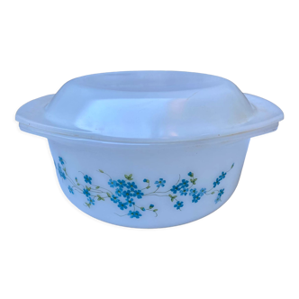 Arcopal baking dish