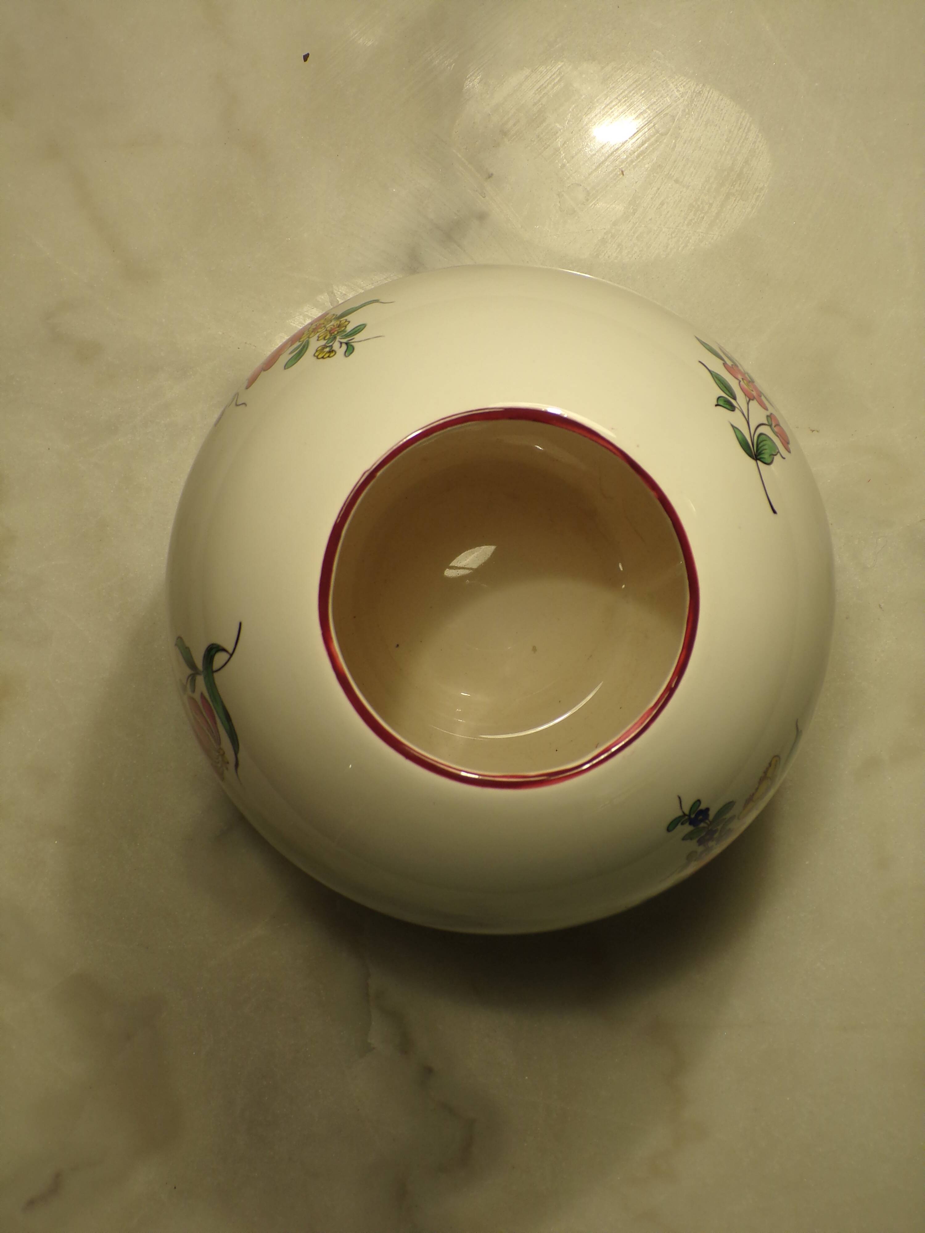 Lunéville ball vase