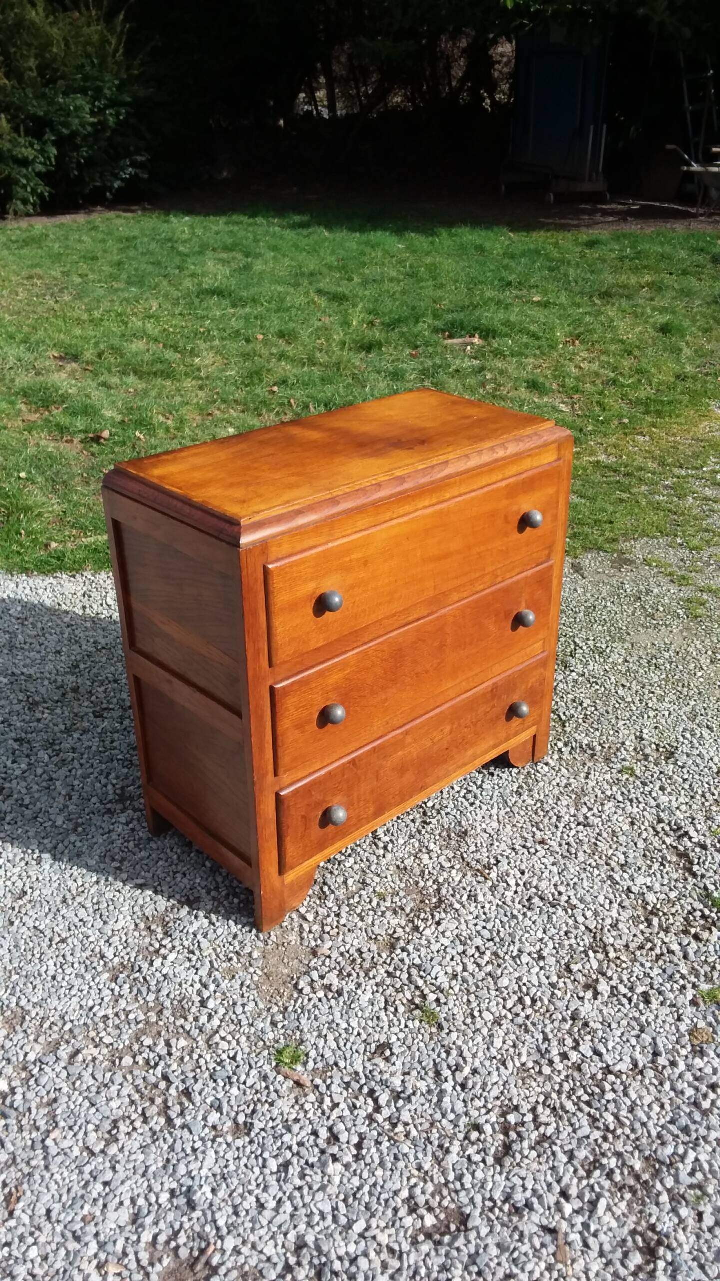 Vintage 3-drawer golden oak chest of drawers from the 50s