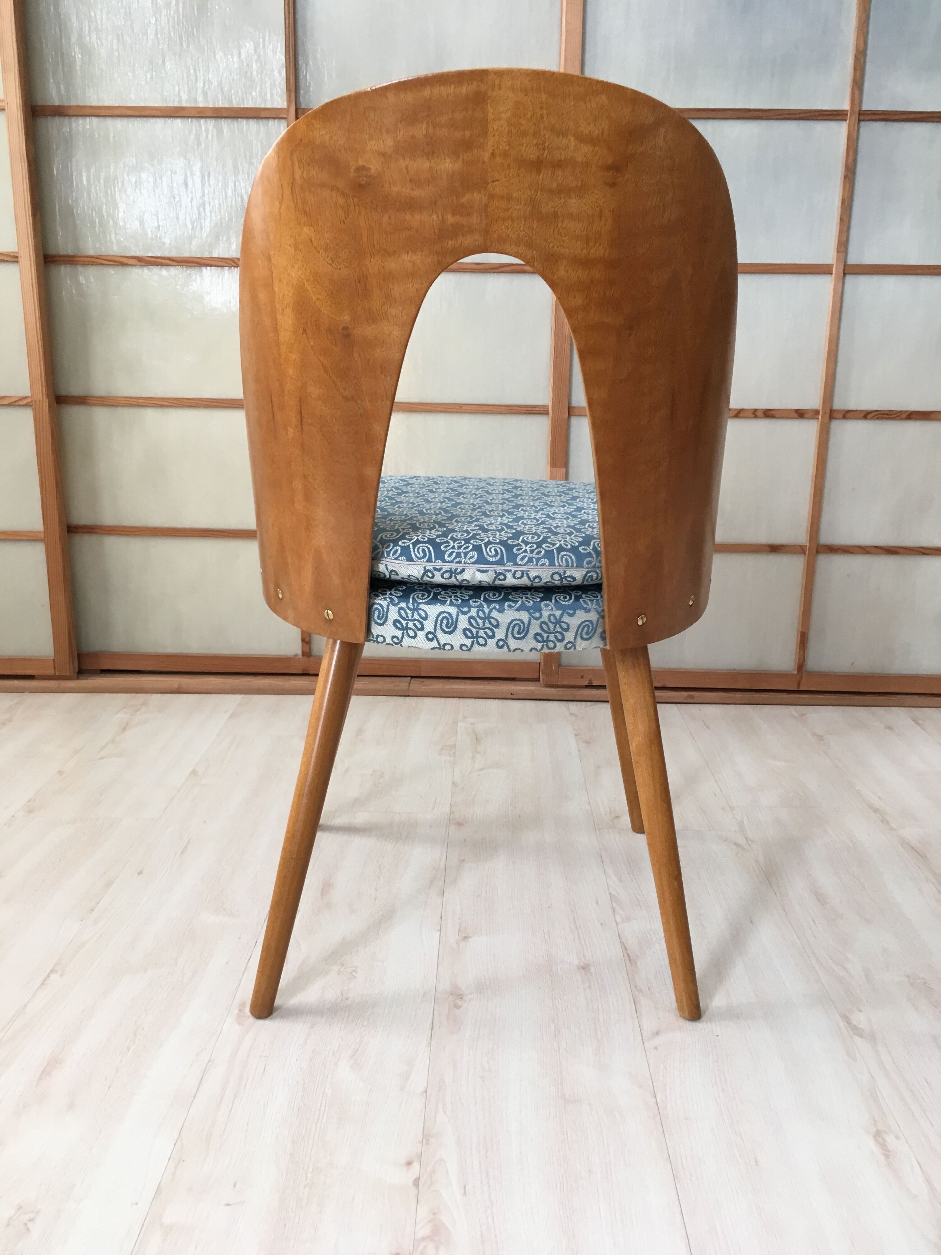 Antonin Suman 4 chair series