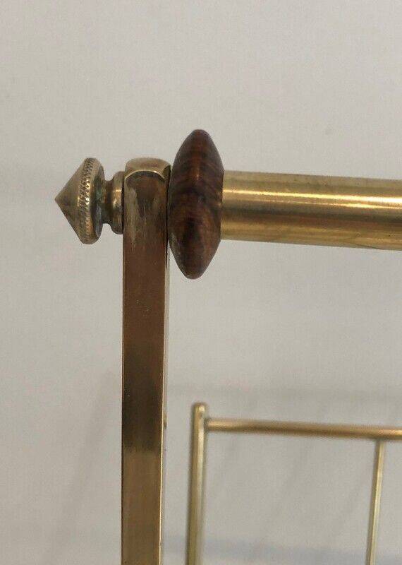 Brass and wood magazine rack, in the style of Cesare Lacca.