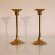 Paire de bougeoirs vintage scandinave en laiton
