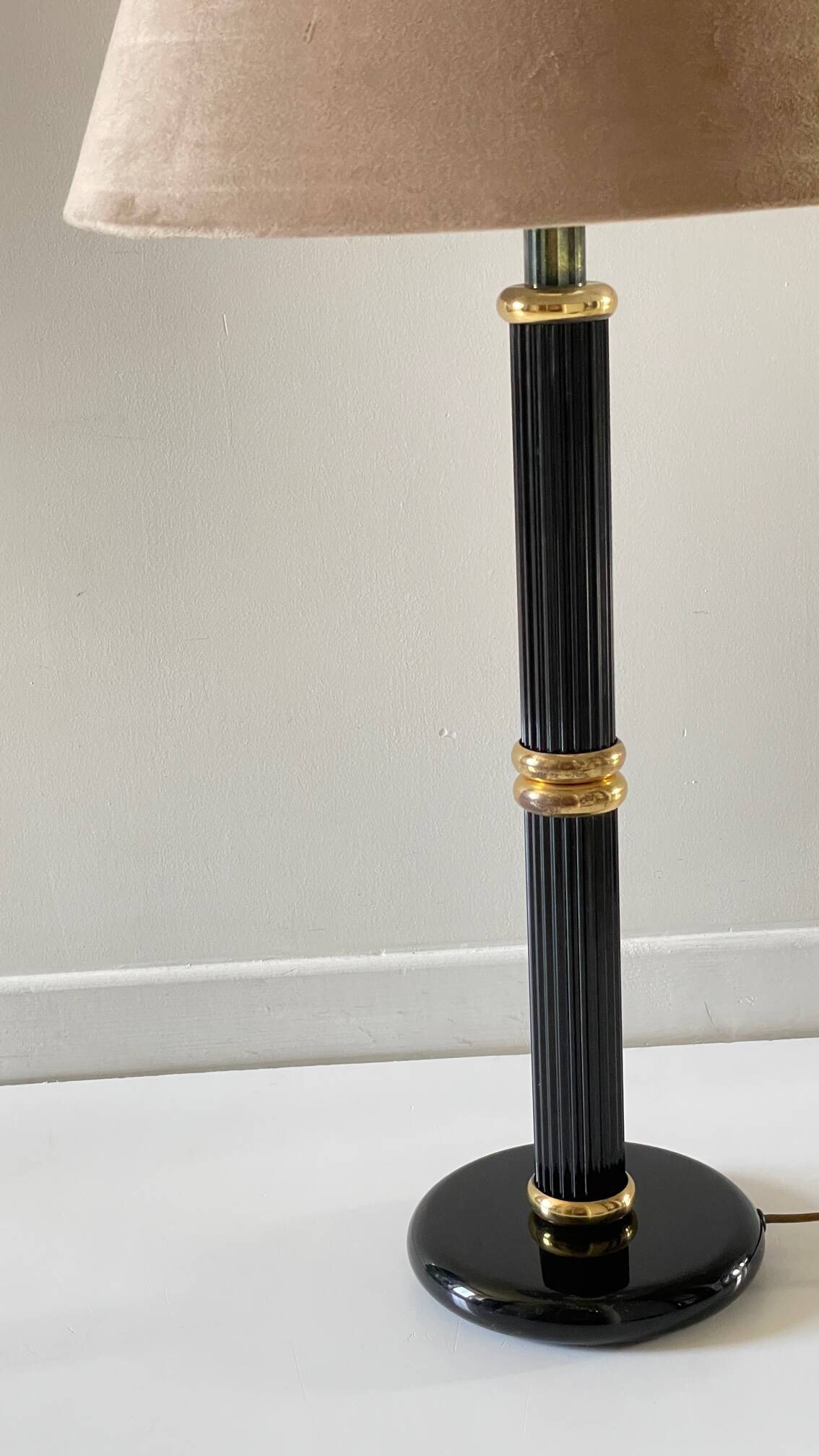 Lampe colonne par le dauphin