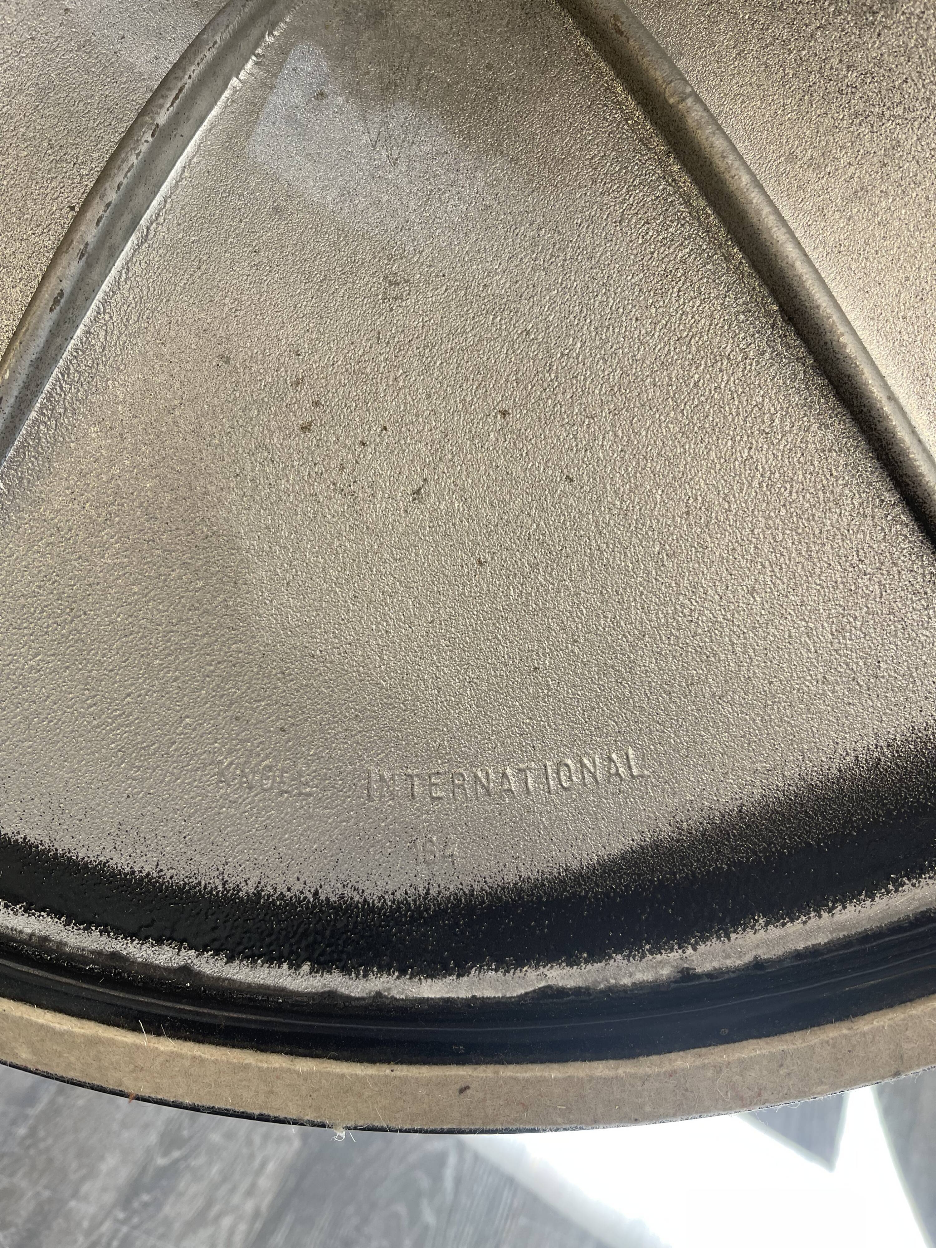 Dining table by Eero Saarinen for Knoll International