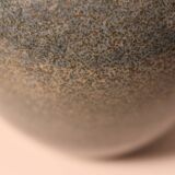 Vase soliflore en céramique signé